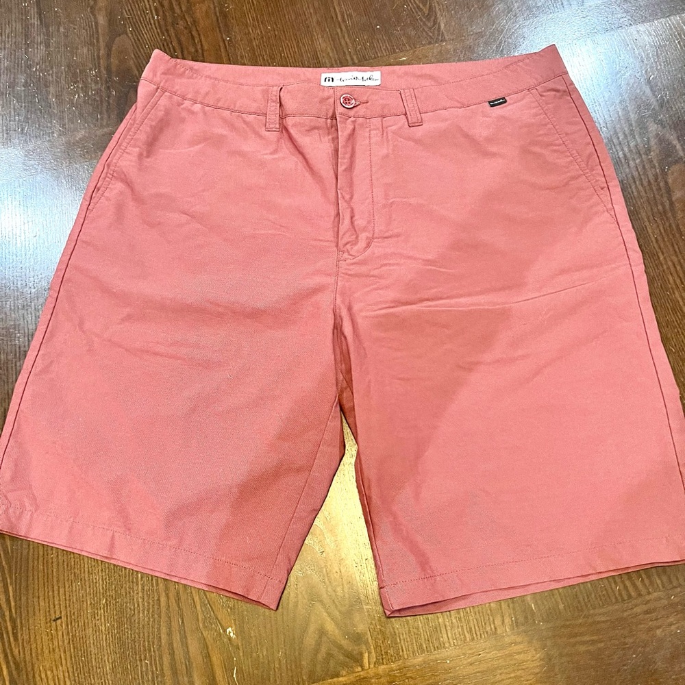 Men’s Travis Mathew shorts